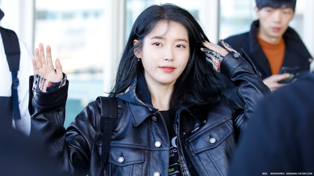 출국하는 아이유 미모.jpg | 인스티즈