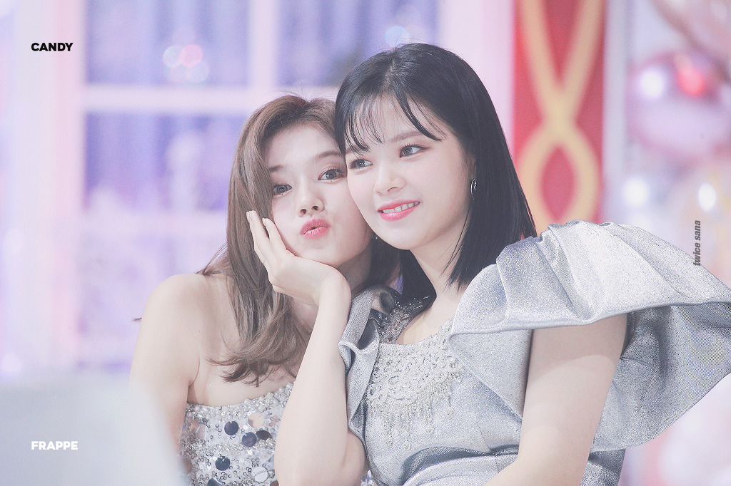 골든디스크 어워즈 트와이스 유정연.jpgif | 인스티즈