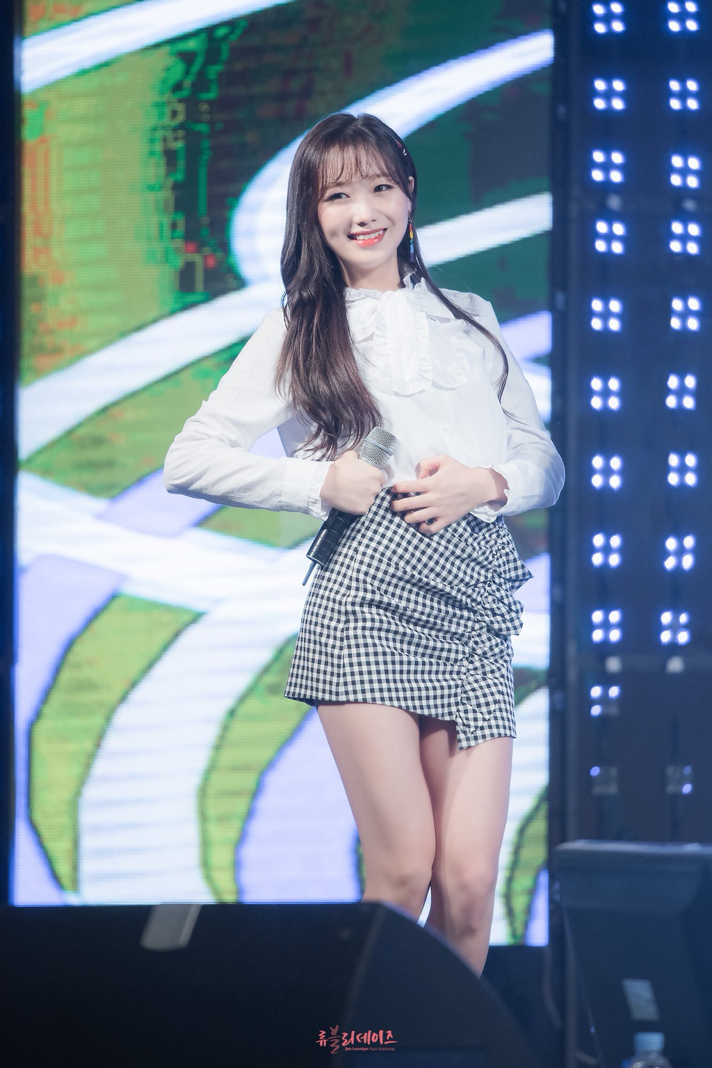 [러블리즈] 카페 명함을 선물 받아서 수정이 | 인스티즈