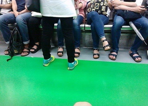 패션유행에 민감한 한국인들 | 인스티즈