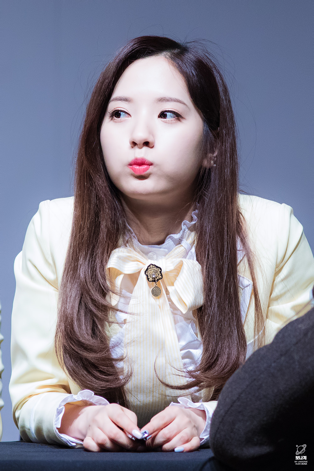 덕후들 미치게 만드는 우주소녀 보나.jpg | 인스티즈