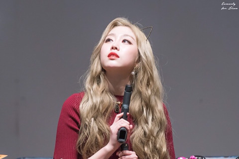 [러블리즈] 목구멍이 부은 기분이 들어서 지수 | 인스티즈