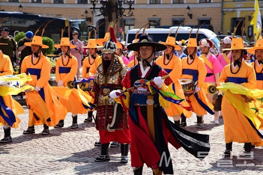 방탄소년단이 입대한다면 어울리는 군 보직은? | 인스티즈