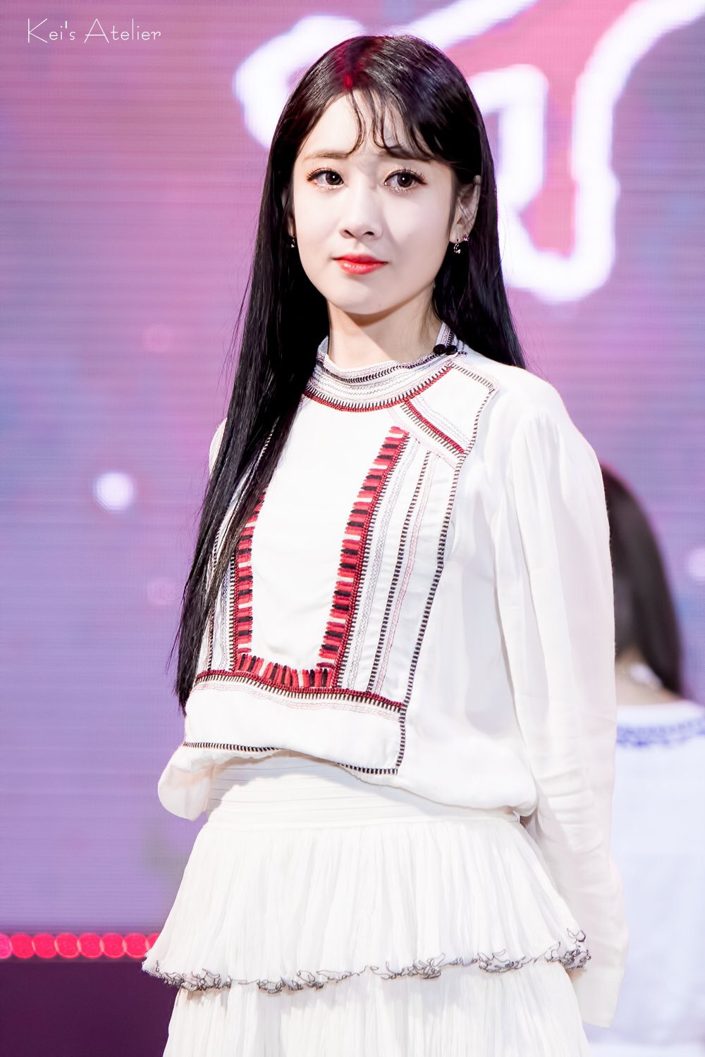 [러블리즈] 아침부터 조금 쌀쌀한 날씨인 것 같아서 지애 | 인스티즈