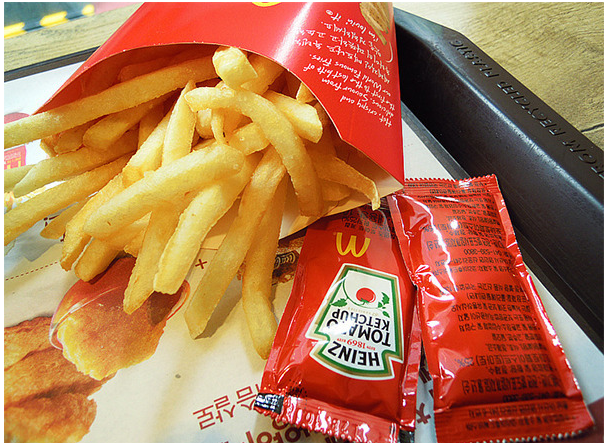 맥도날드 감자튀김 vs 맘스터치 감자튀김 | 인스티즈