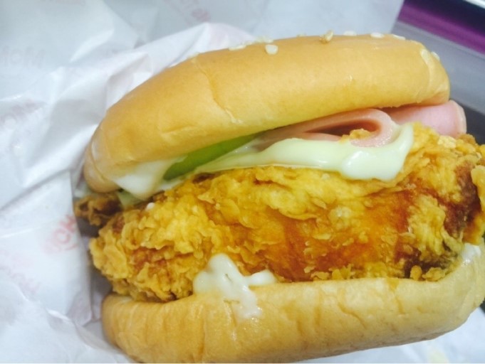 치킨 햄버거 카페 제일 맛있는것들 모음..jpg | 인스티즈