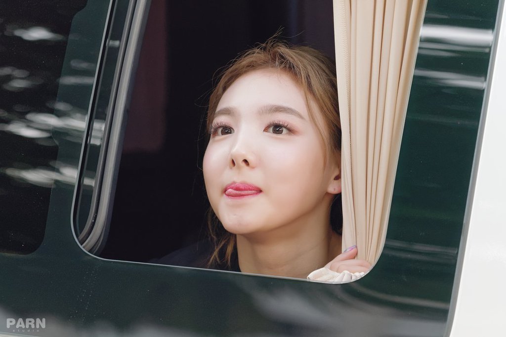 나연이로 멘탈 정화 | 인스티즈