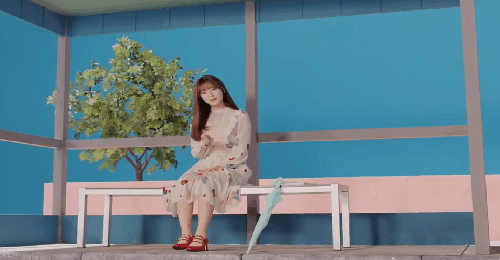 오마이걸 비밀정원 뮤비 아린.gif | 인스티즈