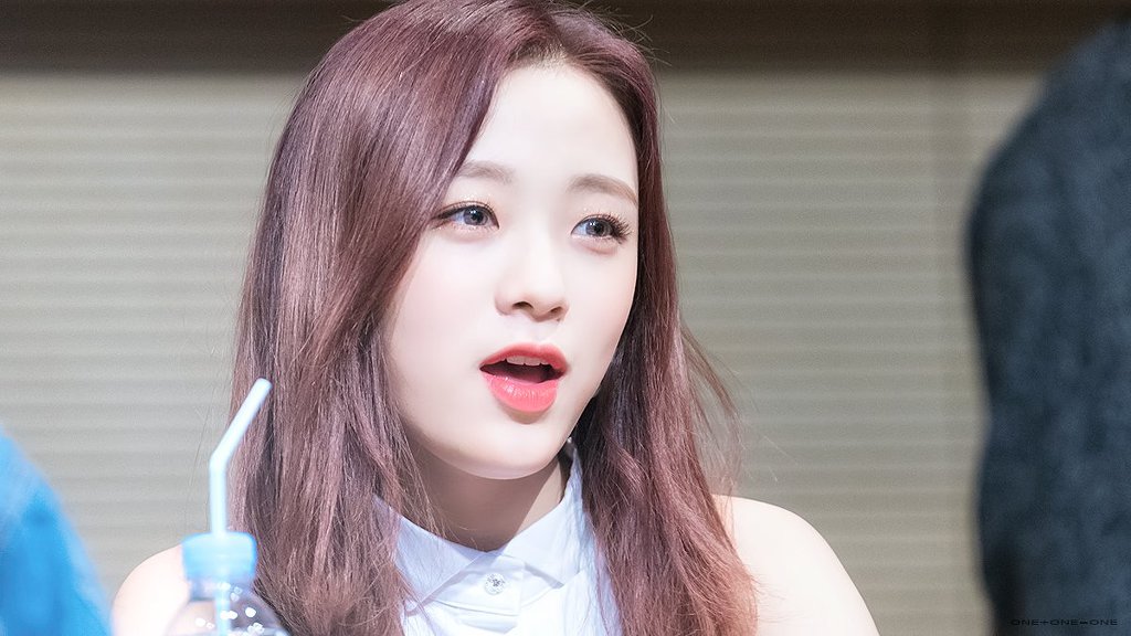 에이프릴의 막냉이 진솔이.jpg | 인스티즈