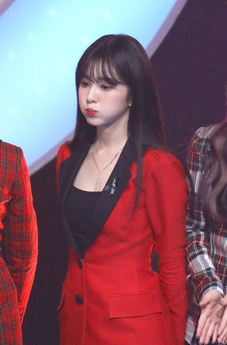 앞머리 유무에 따른 아이린.jpg | 인스티즈