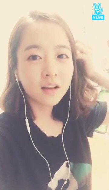 술 취해서 처제 겨울에 추운데 밖에서 일한다고 등신대 가져온 박보영 형부.jpgtxt | 인스티즈