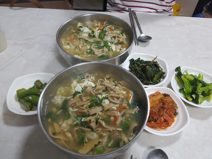 밀칼국수 이미지