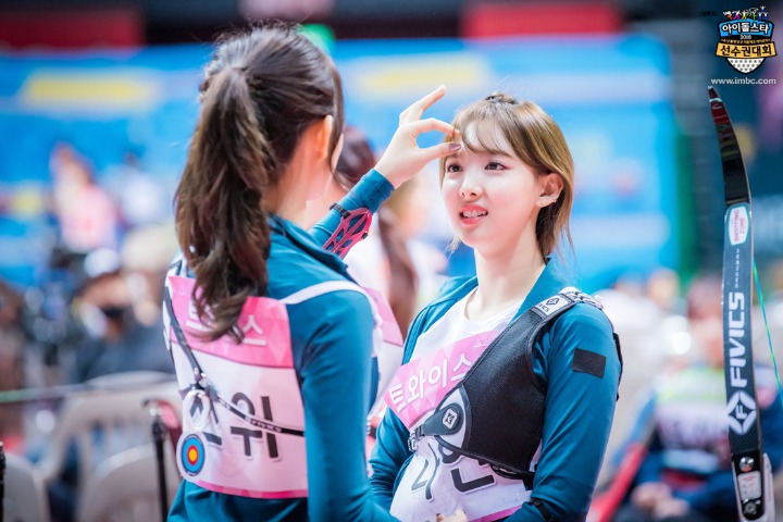 2018 아육대 비하인드 트와이스 사진 jyp | 인스티즈