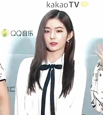 플래시 세례 받는 아이린.gif | 인스티즈