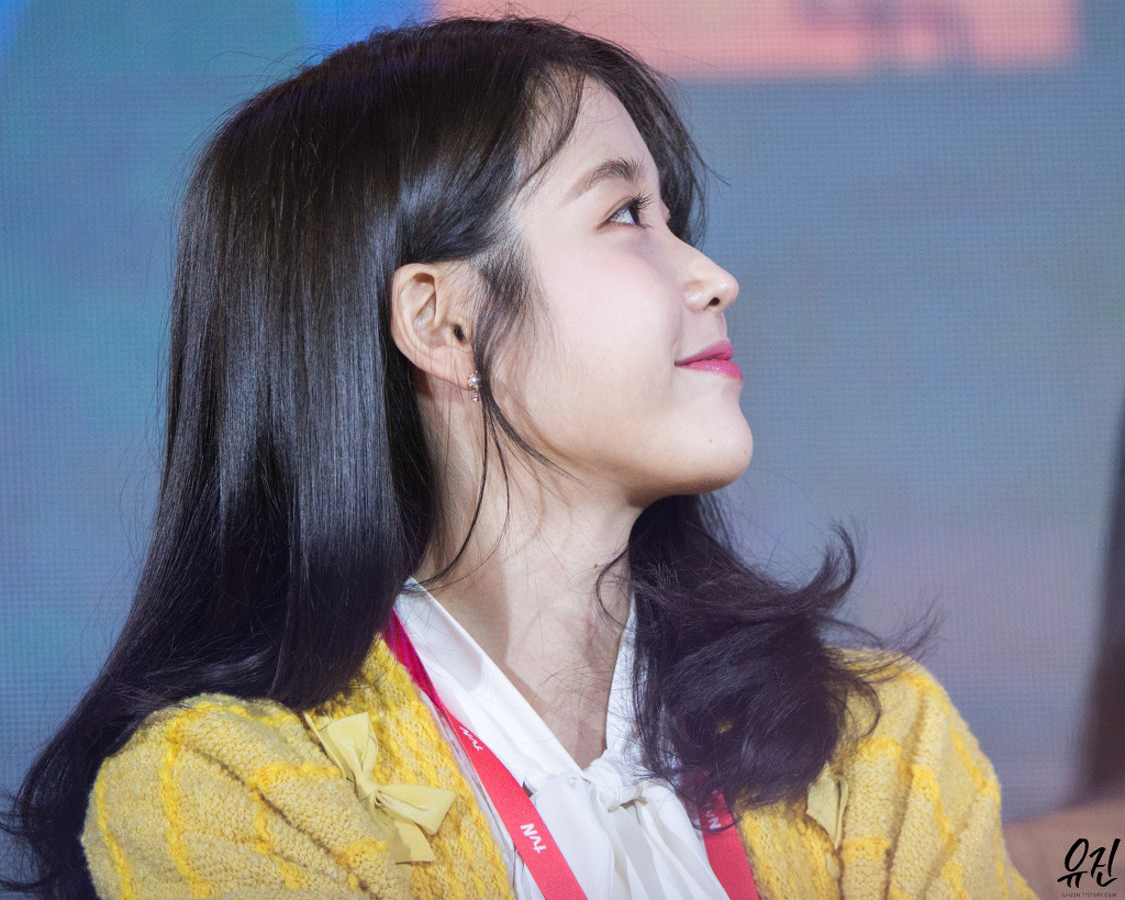 191215 tvN 즐거움전 아이유 | 인스티즈