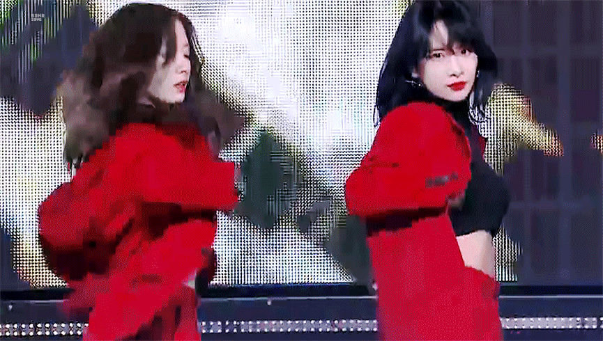 ㄹㅇ루다가 섹시한 우주소녀 보나.gif | 인스티즈